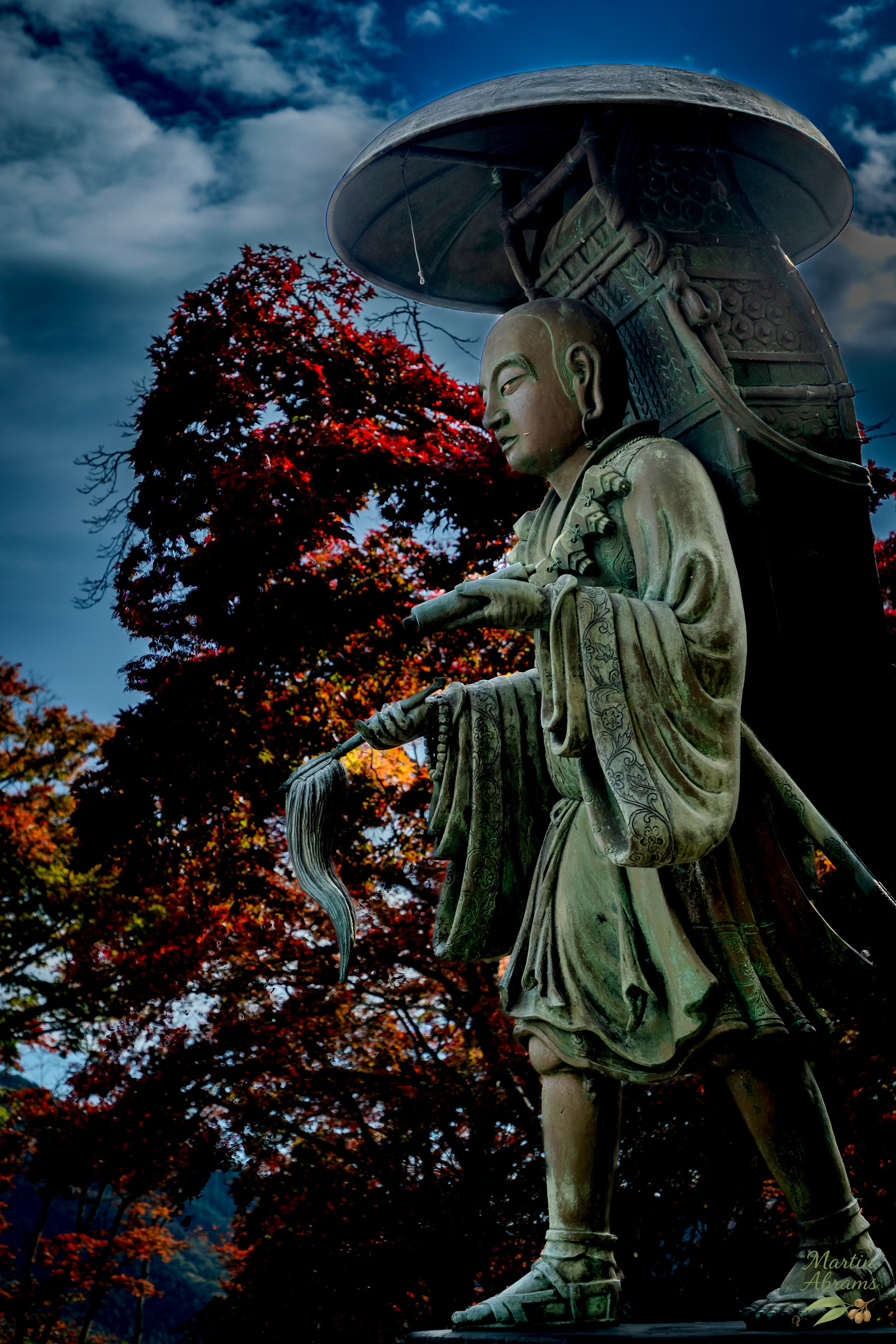 Temples - Old Man statue with halo